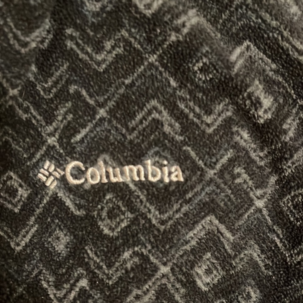 Columbia black patterned half zip up fleece. Size M - Picture 5 of 5